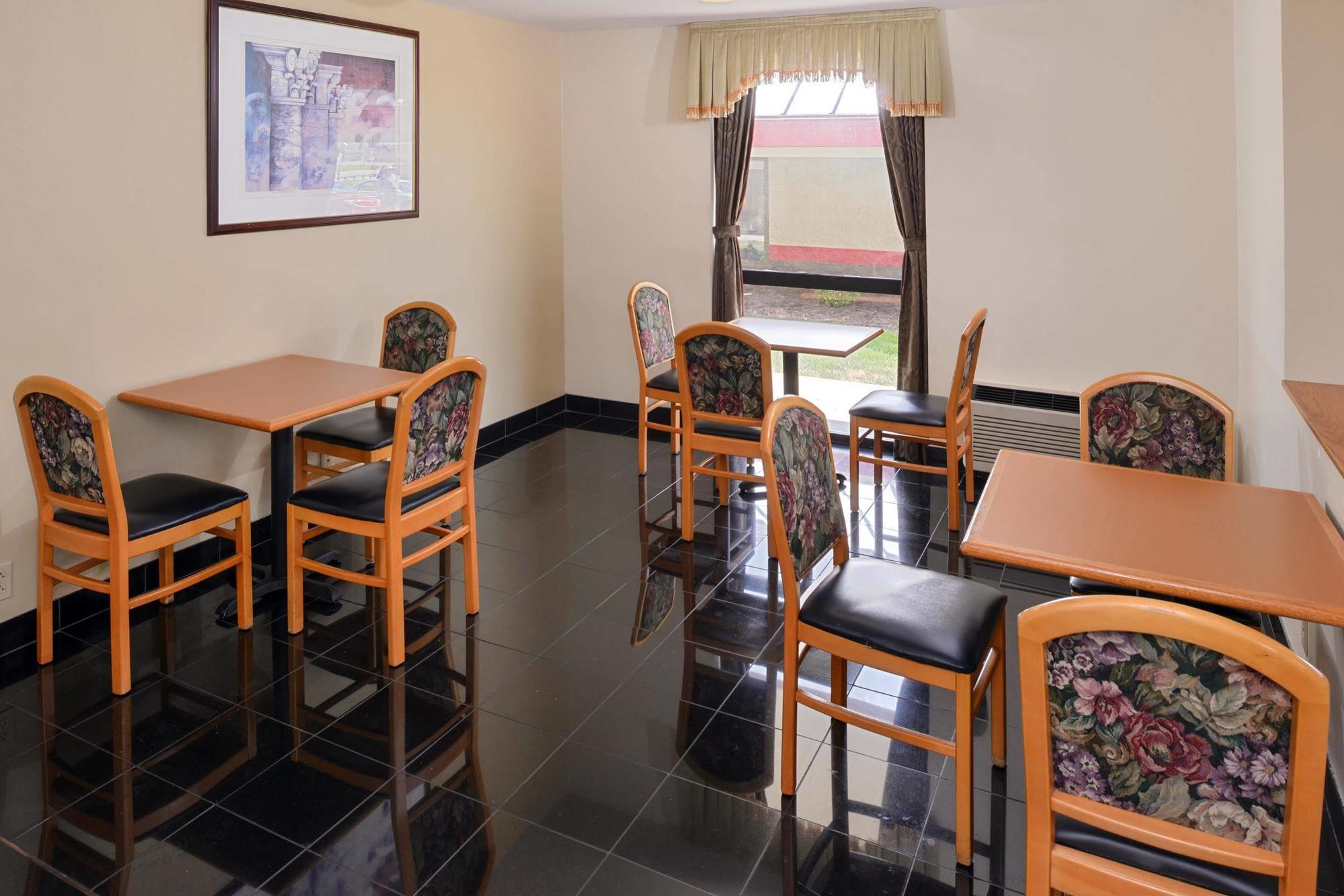 Americas Best Value Inn - Collinsville / St. Louis Extérieur photo