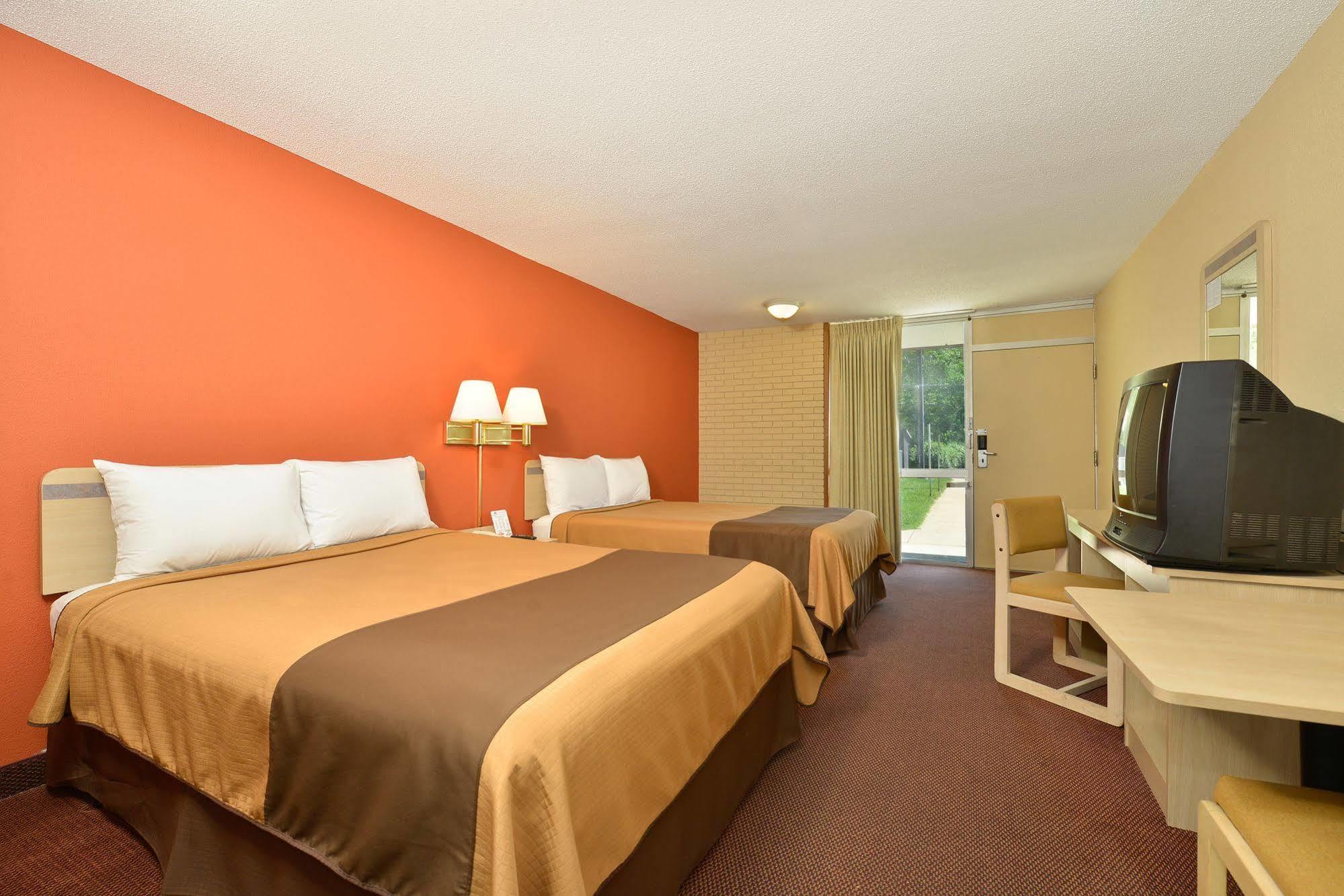 Americas Best Value Inn - Collinsville / St. Louis Extérieur photo
